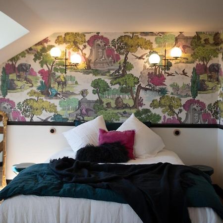 Chez Agnes Bed & Breakfast Pont-Évêque Екстериор снимка