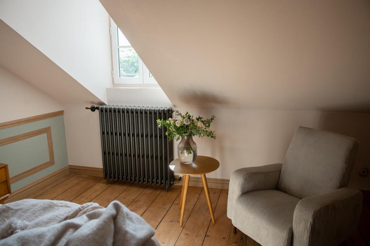 Chez Agnes Bed & Breakfast Pont-Évêque Екстериор снимка