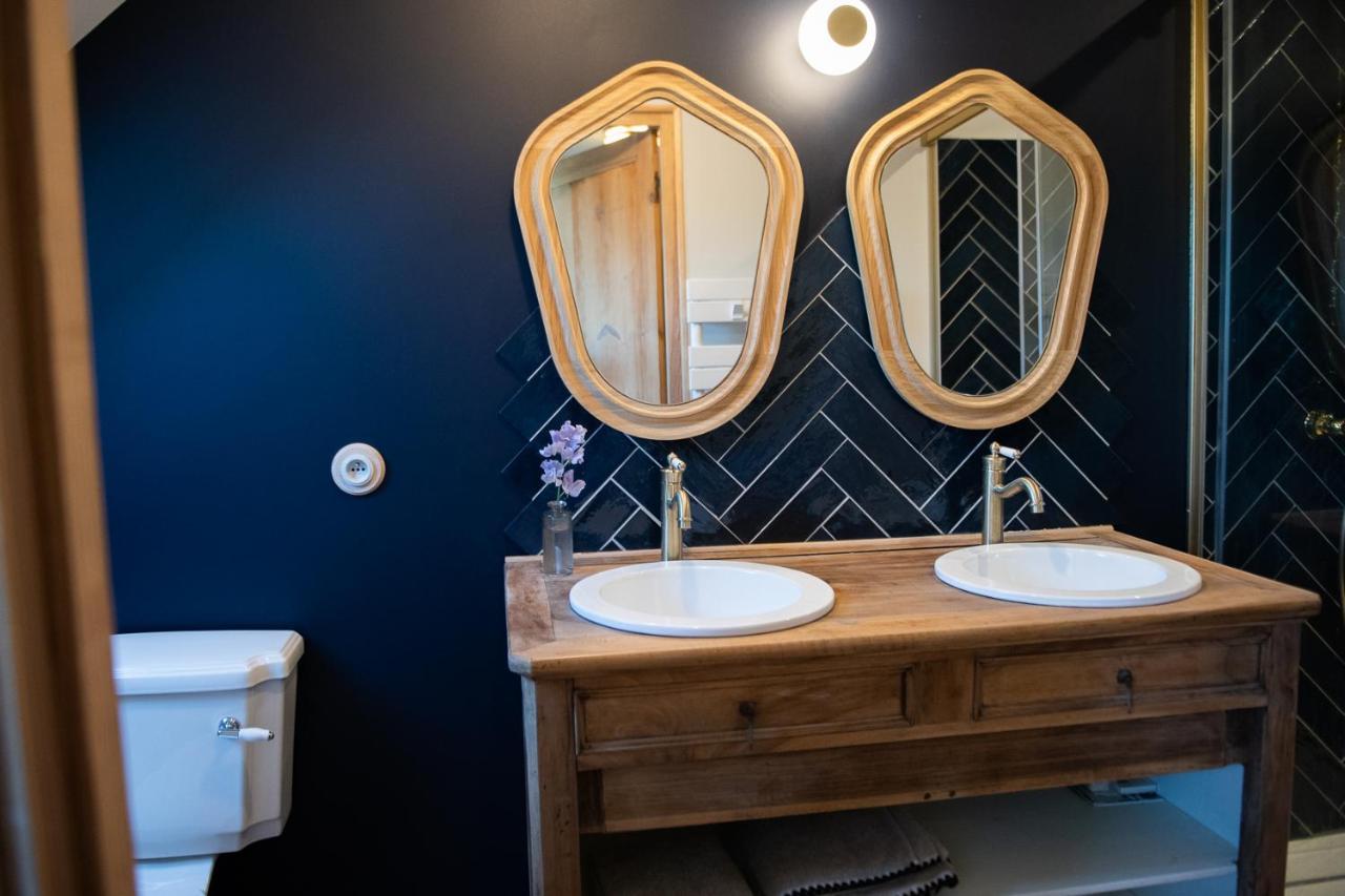 Chez Agnes Bed & Breakfast Pont-Évêque Екстериор снимка