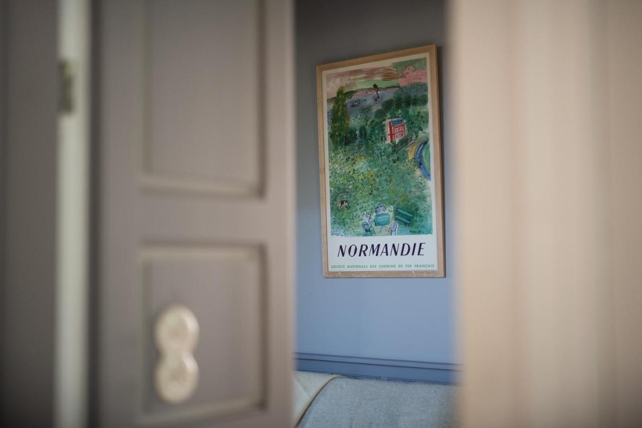 Chez Agnes Bed & Breakfast Pont-Évêque Екстериор снимка